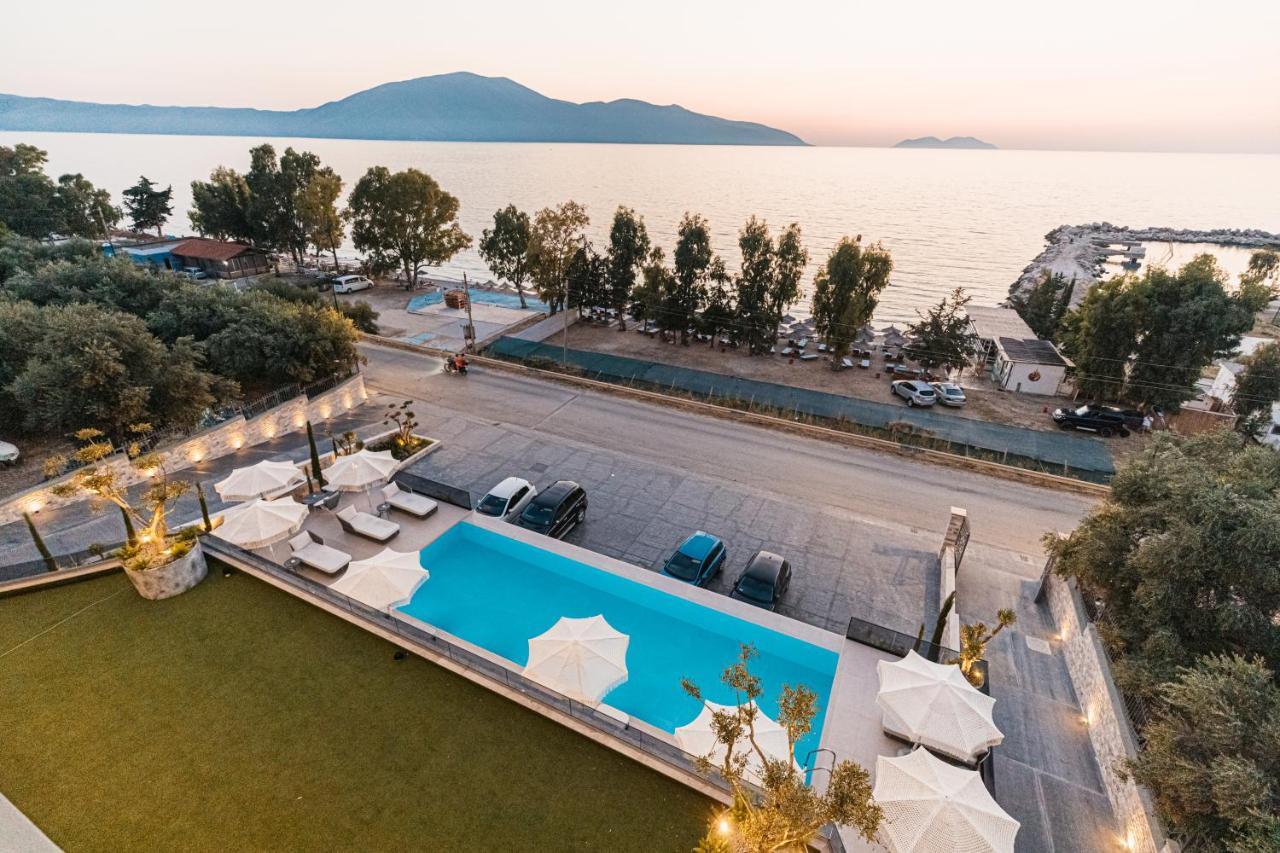 Mazarine Hotel, Vlore, Albania Radhimë Exterior foto